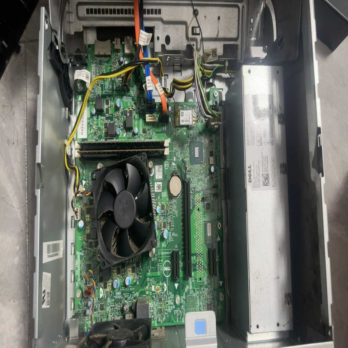 （议价）品牌机主板e145483vostro3650的主板