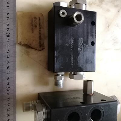 议价PALFINGER液压阀 EV2315 / 05932003033500F OIL CONTROL(意