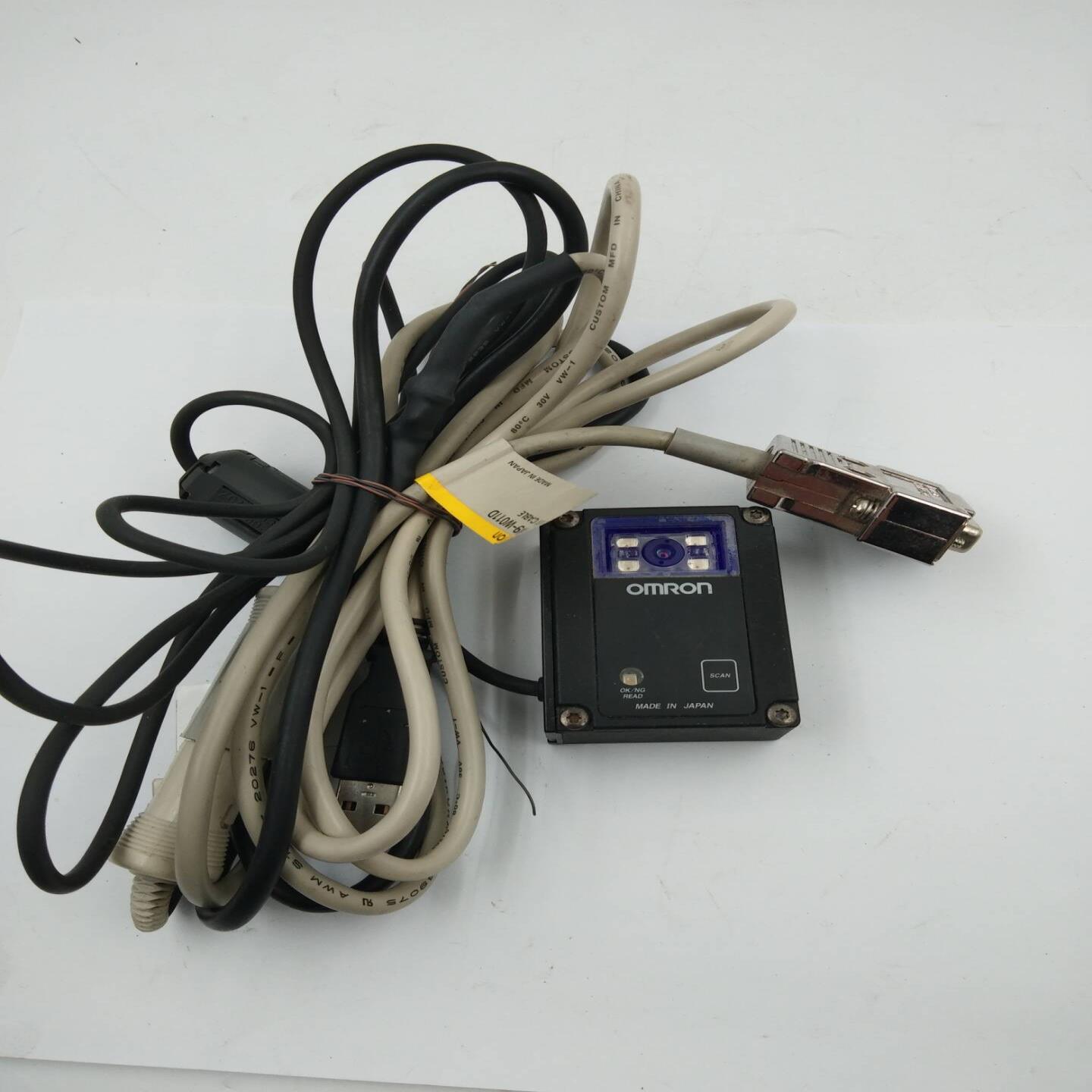 拆机OMRON V400-R1CS 控制器 带线插头现货实物图