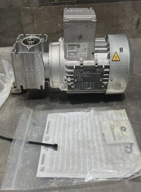 西门子电机带齿轮箱1AV2063A1LE10010BA321KZ4-ZNosSurplus