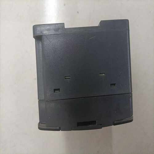 询价~ABB ACS355-03E-02A4/4 实物如图所示，功