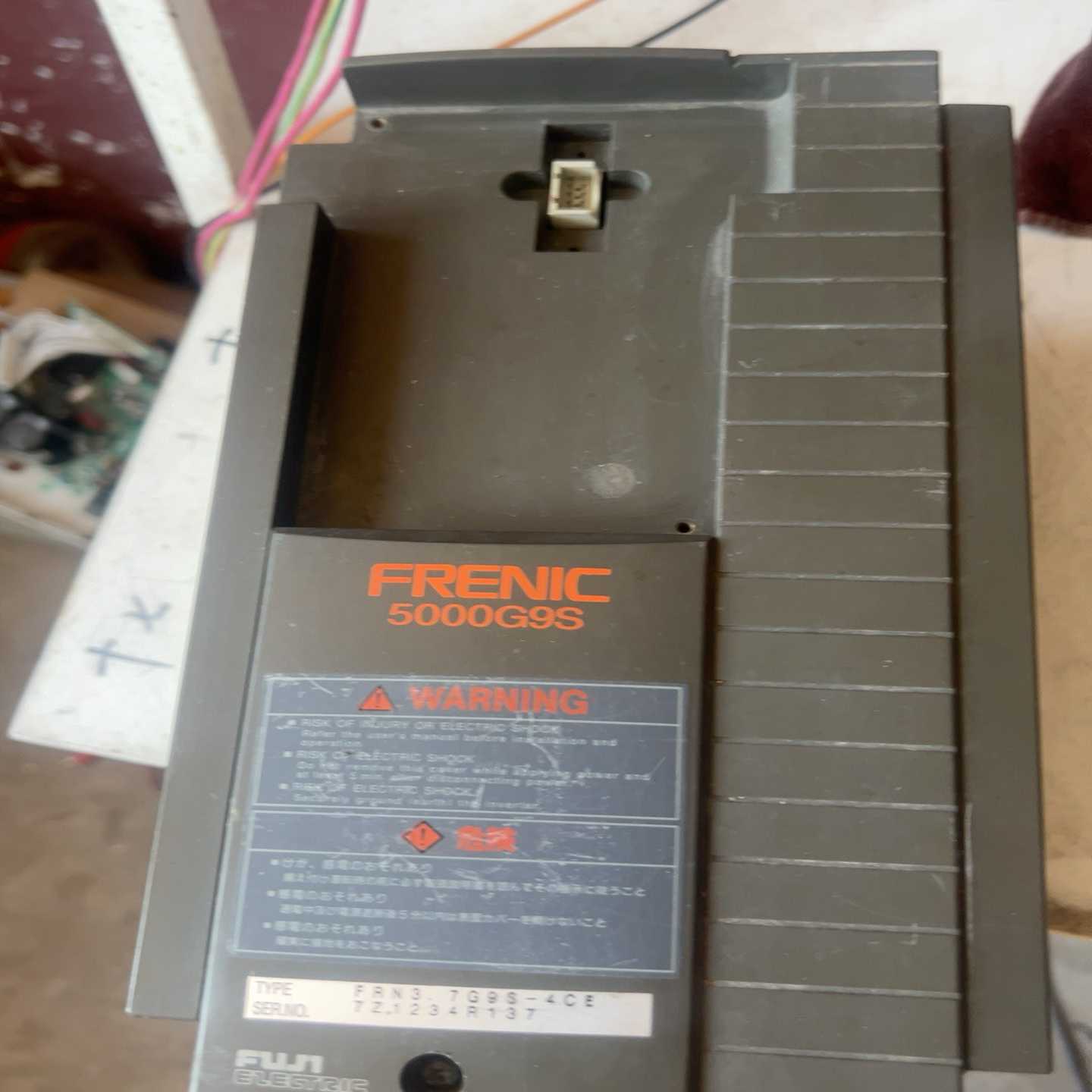 富士变频器FRN3.7G9S-4CE货，物品实图拍摄，具询价