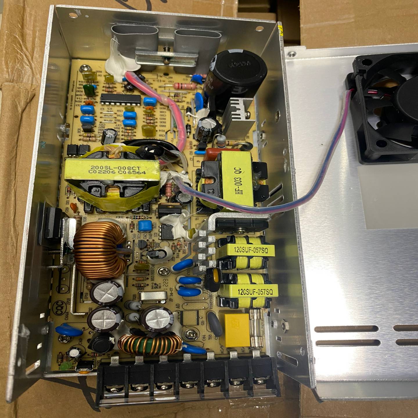 衡孚开关电源36V5.6AHF200W-SC-3询价