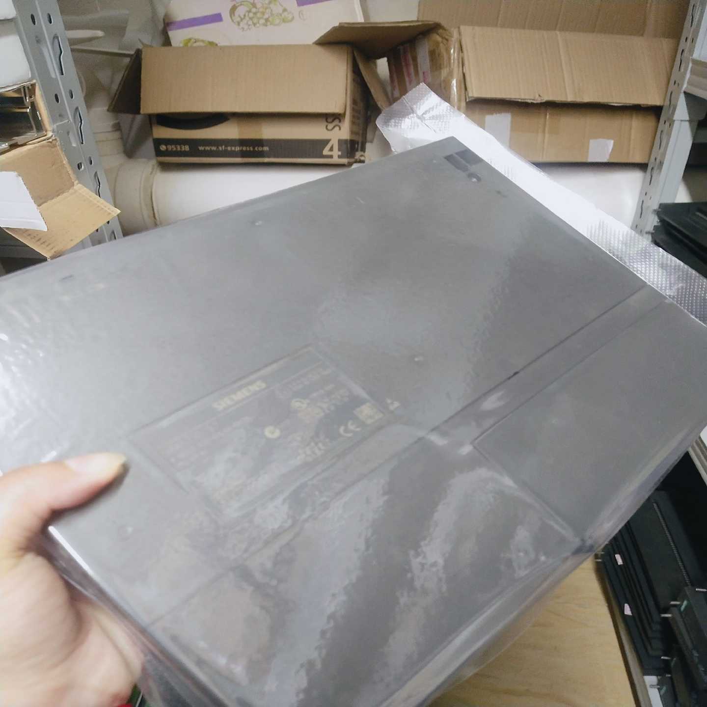 6ES7417-4HL04-0AB0，99新有包装，功询价