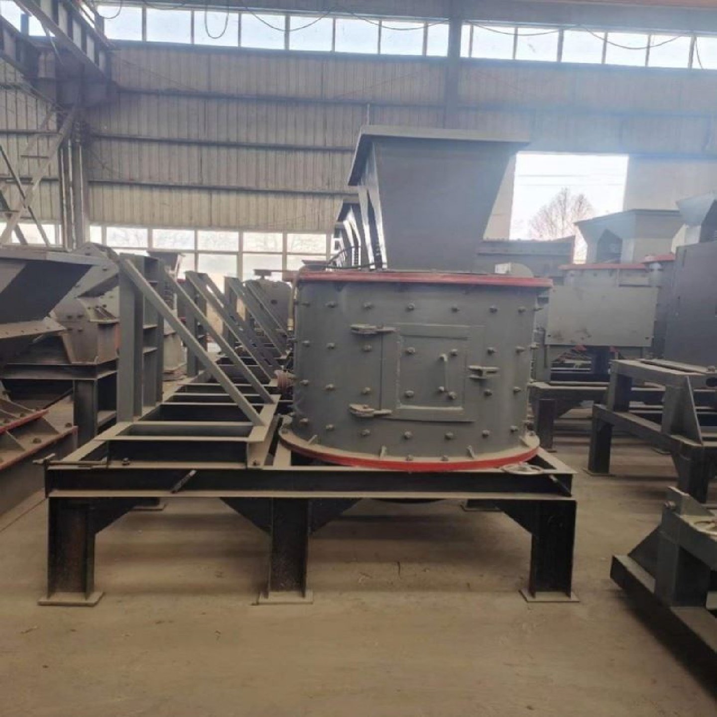 立轴式数控制砂破碎机石英矿河卵石磨粉机干粉砂浆复合粉碎打细沙,机械设备,破碎机,淘宝优惠券,粉丝福利购,淘宝优惠卷