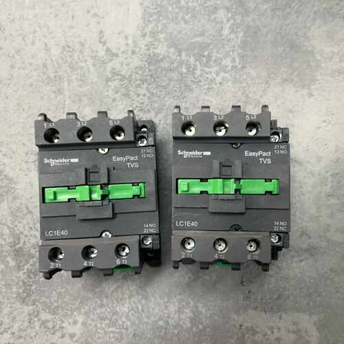 询价施耐德接触器LC1E40M5N220V只有两个