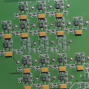 询-LT1789CS81TRPBF丝印17891LT17