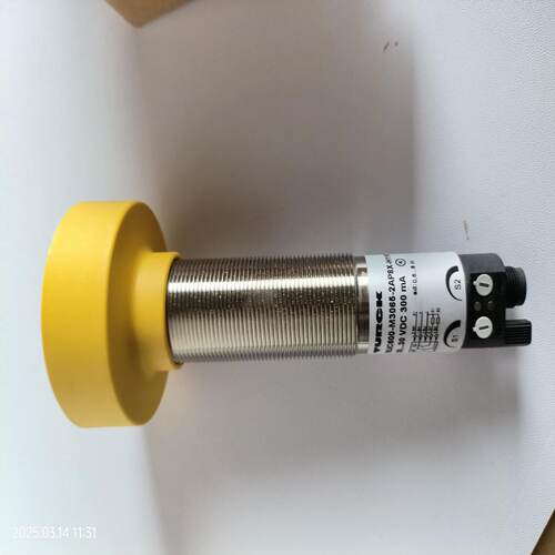 溢价-议价图尔克感测器RUC600M30652AP8XH11时光电子