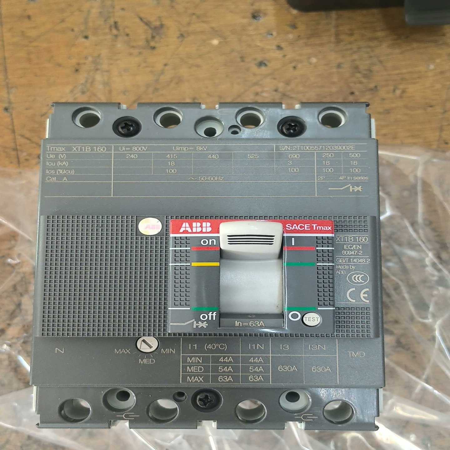 断路器XT1B160TMD63/630FF4P询价