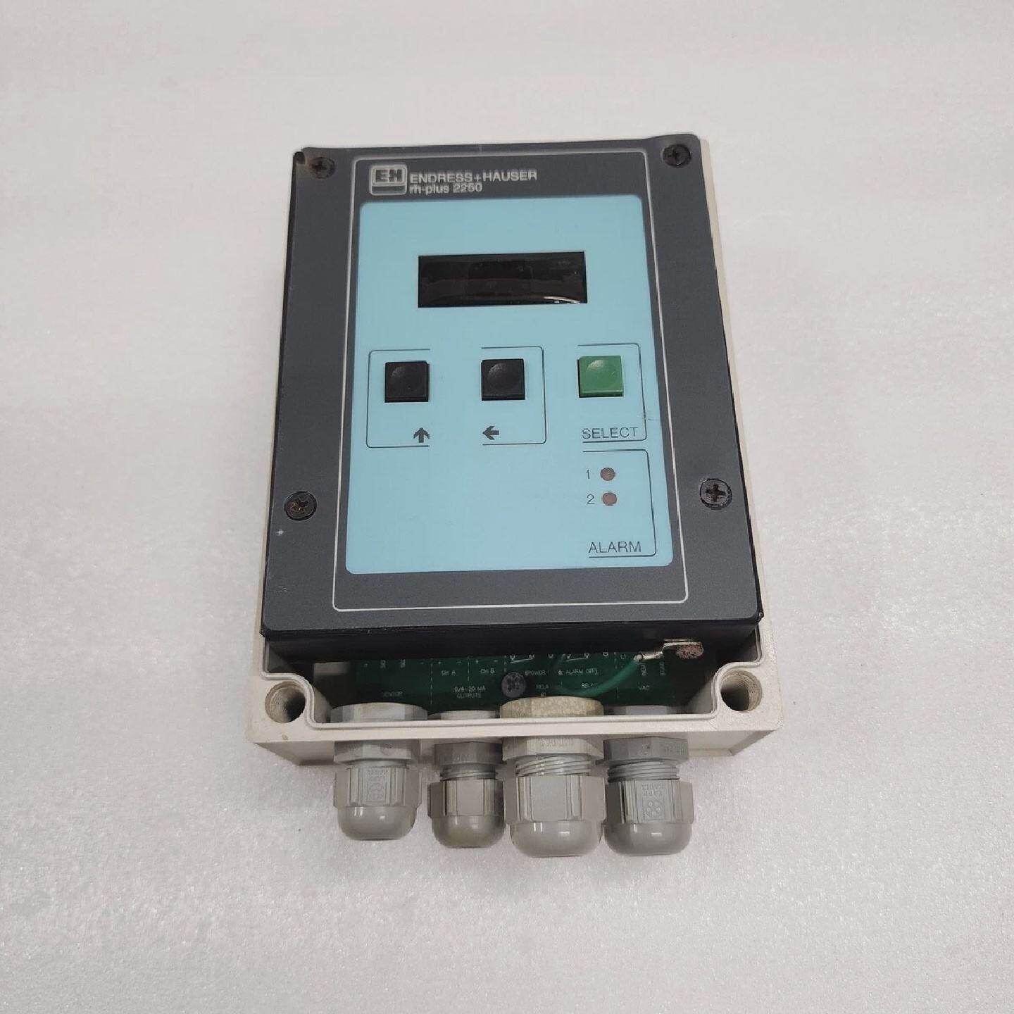 ENDRESSHAUSER RHPLUS 2250 RELATIVE FEUCHTE ANALYSATOR MR2250