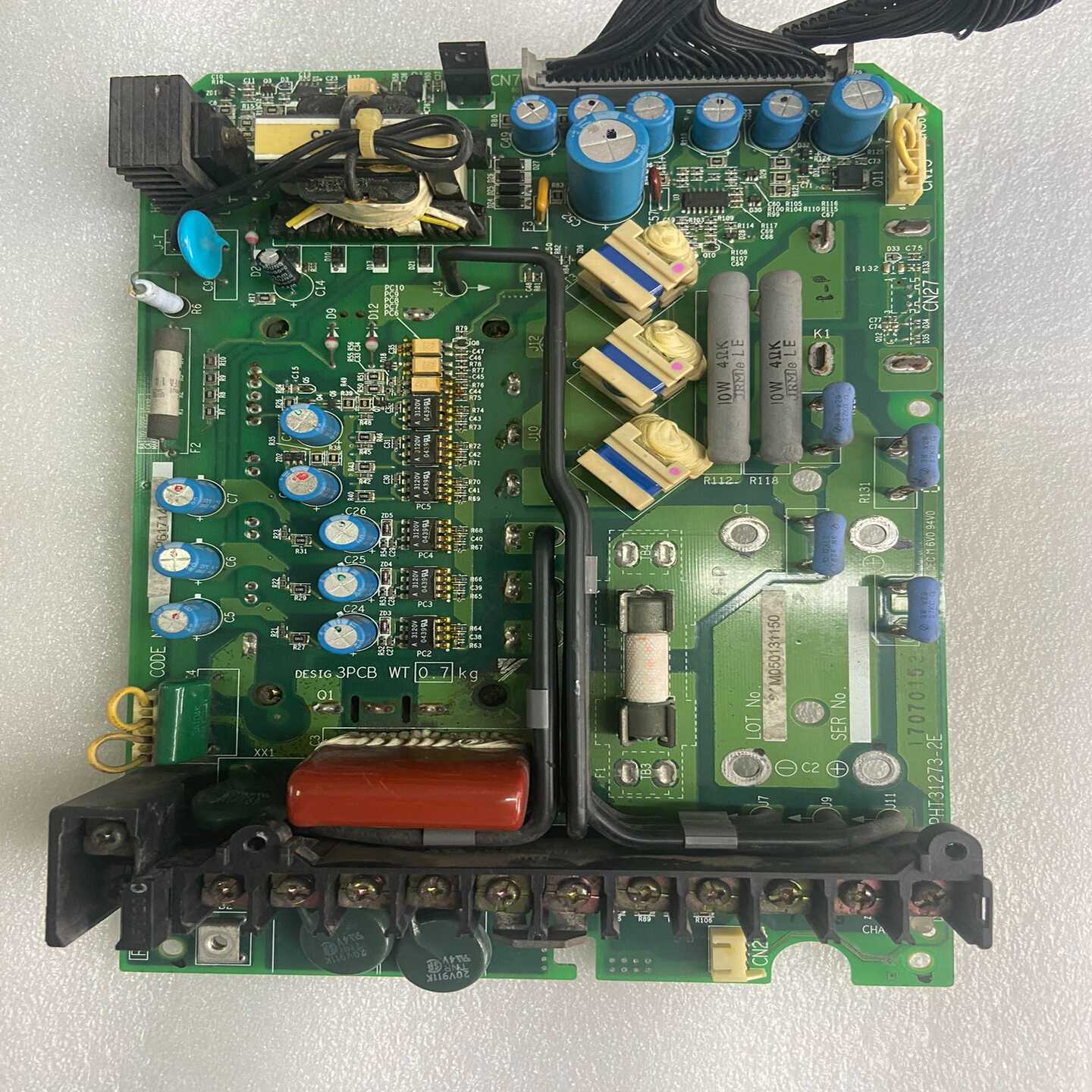 【议价】CIMR-F7B47P5安川变频器7.5KW380V适用