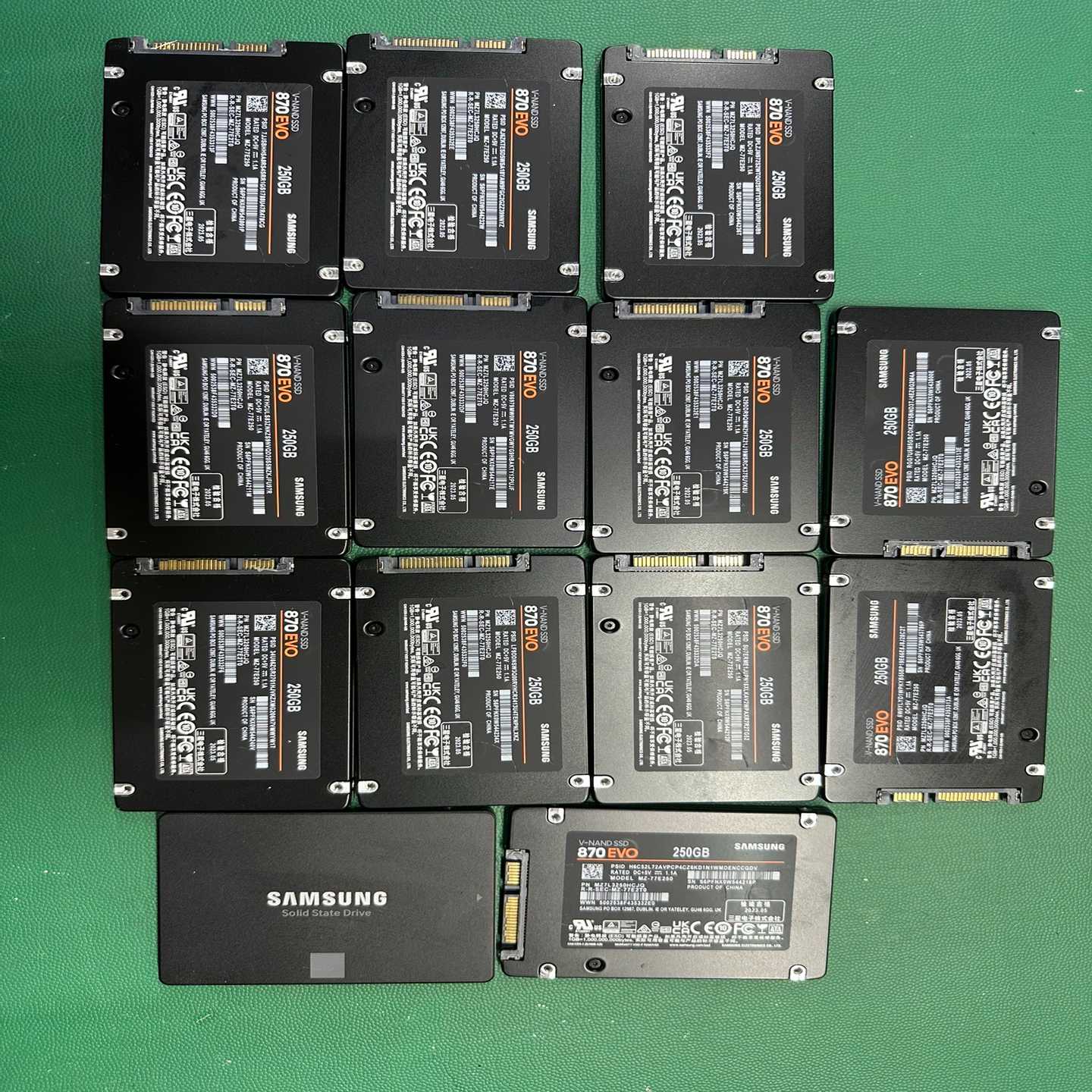 三星870EVO250G固态硬盘成色非常新使用时间很--议价商品