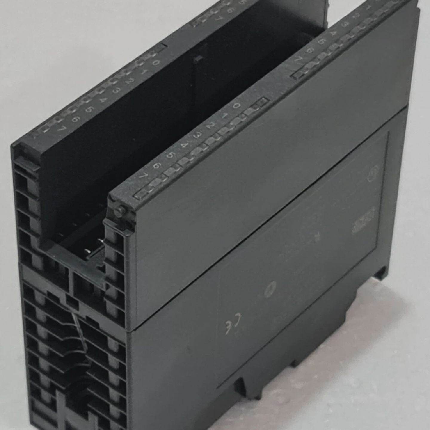 Module De Sortie Numrique SIEMENS SIMATIC S7300 SM322 6ES7 3