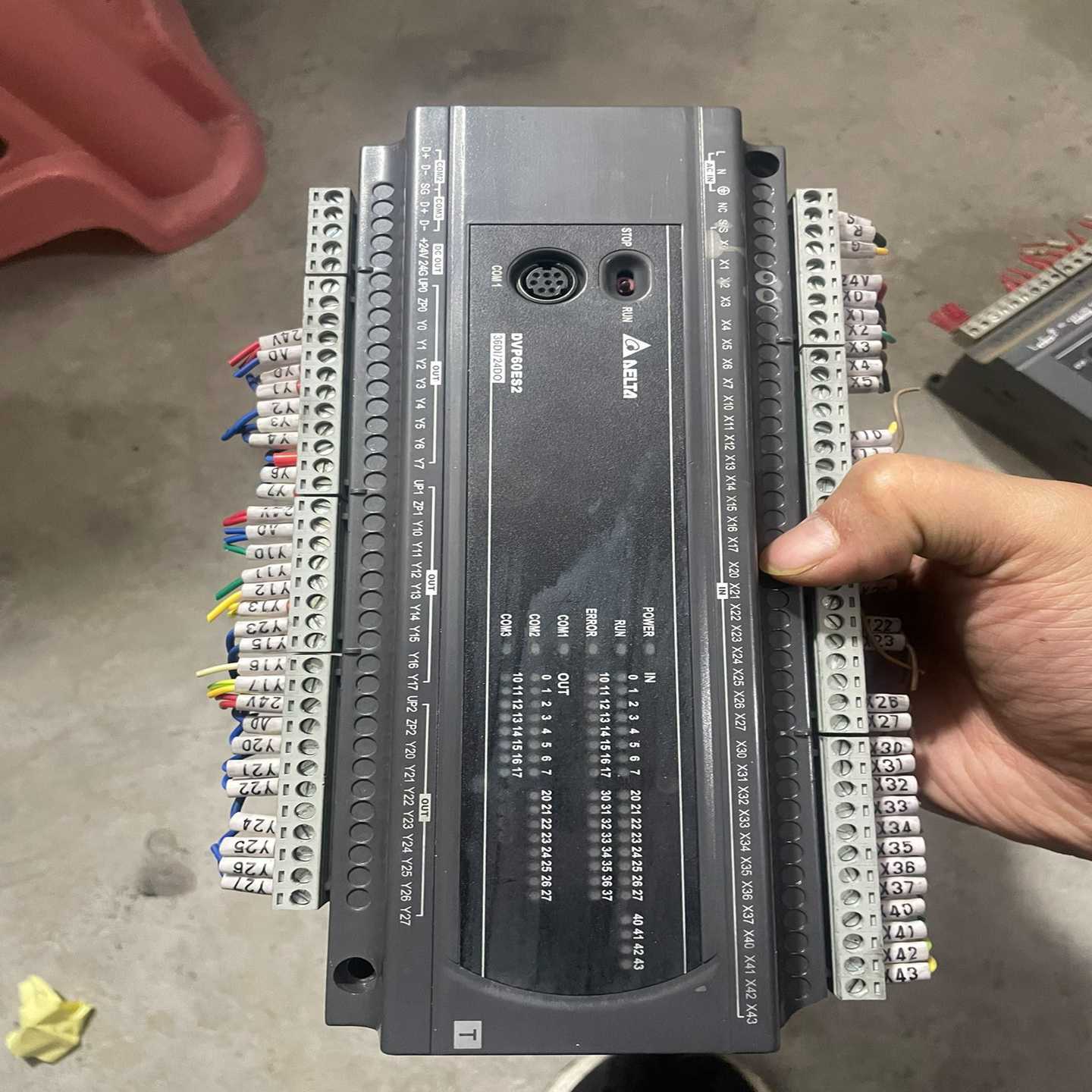 询价台达模块DVP60ES200T质量保证外壳破了一点便宜