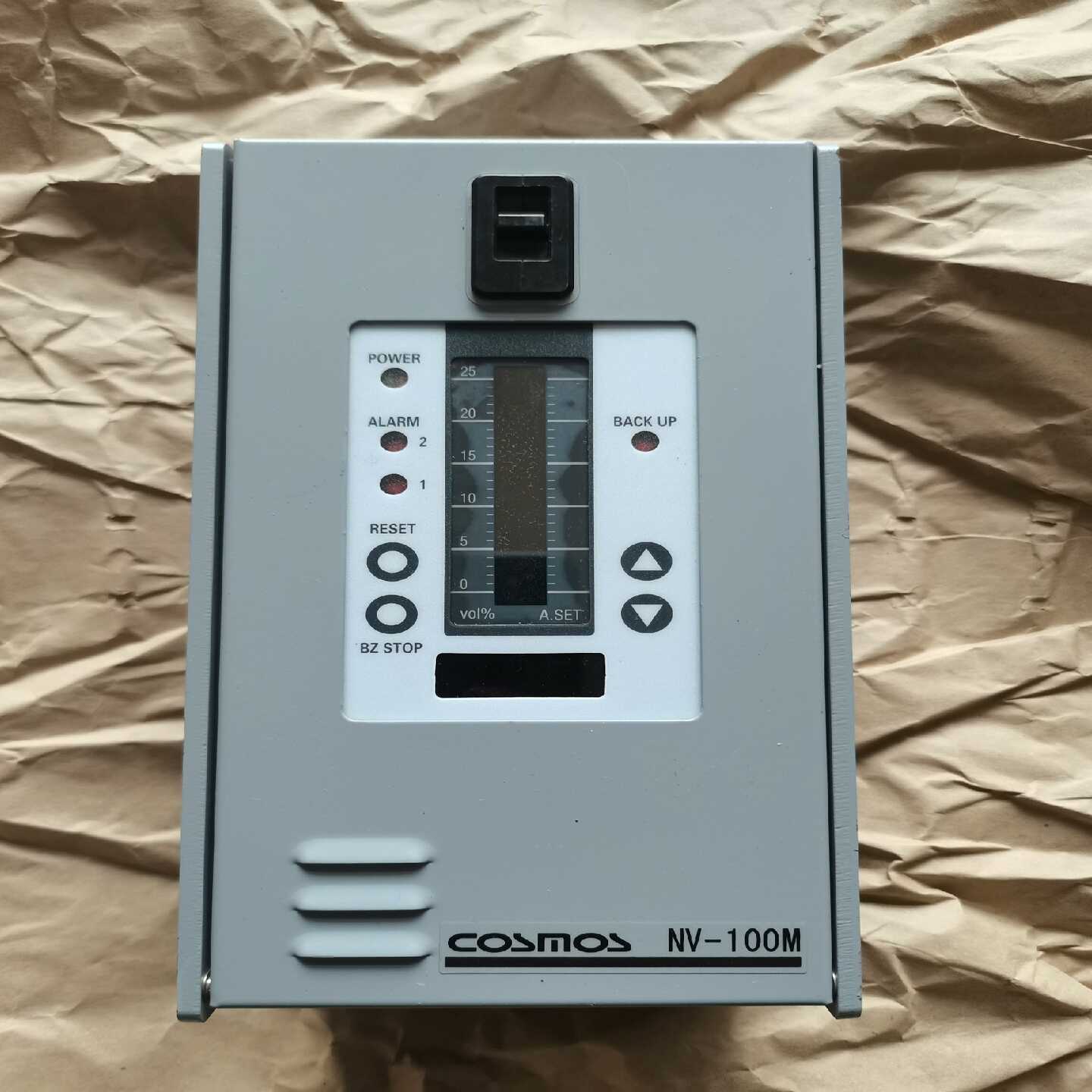 COSMOSNV-100M氧含量气体侦测器控制器。顺丰询价