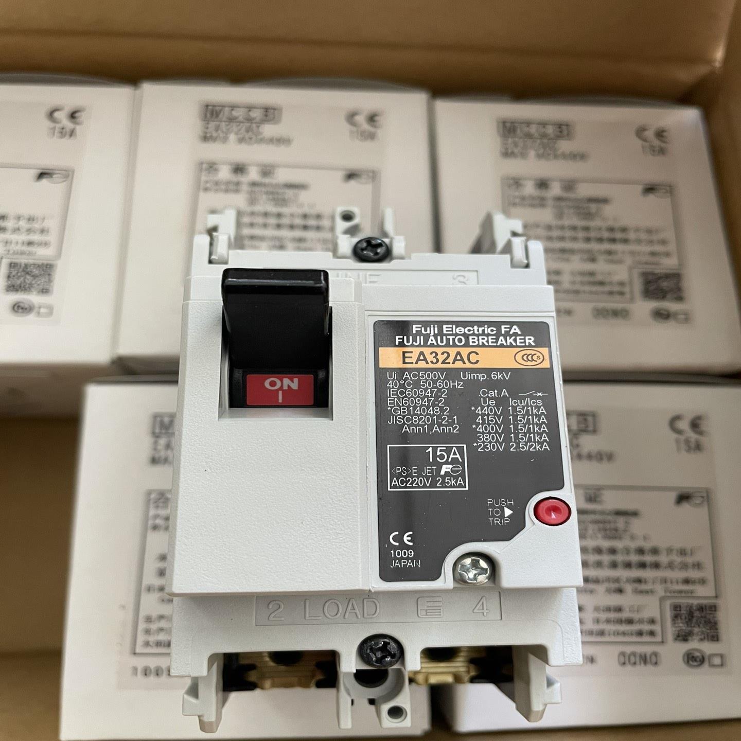 富士断路器EA32AC15A，日本原装进口，适用于AC44