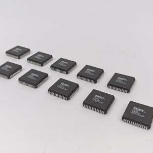 寻XIDT7132SA35J2KX8双端口RAM批量10件