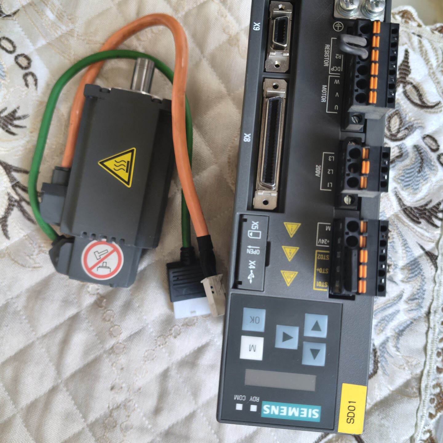 西门子V90伺服套装可以S7-200SMART plc做脉冲--议价商品