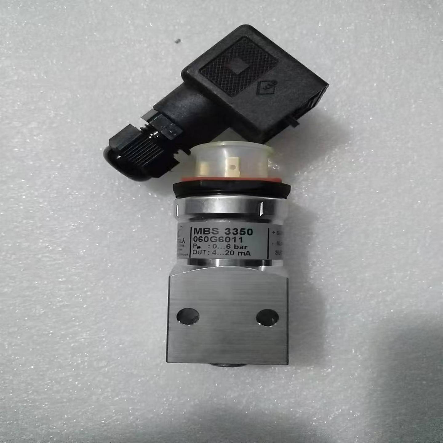 丹佛斯压力传感器MBS3350  060G6011 0-6b~询价