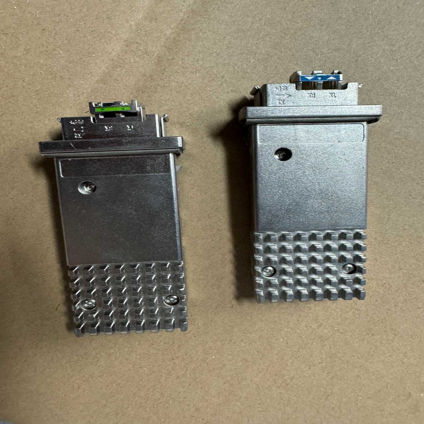 询价~Cvr-x2-sfp10g-curv 带10g光纤模块