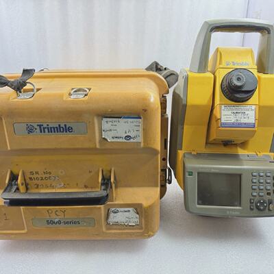 TRIMBLE 5601 DR STANDARD ROBOTIC TOTAL STATION  POUR PICES A