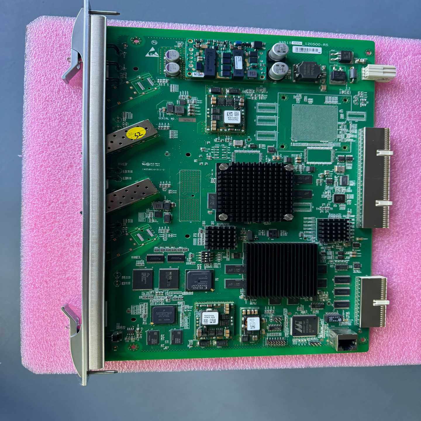 中兴S385SEEU带接口板ESFE8金边--议价商品