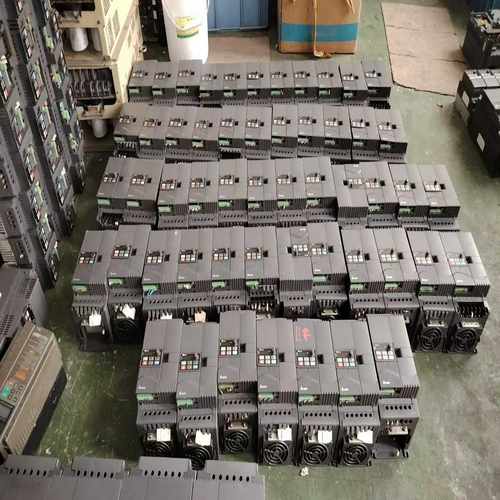 【星慕电子】台达VFD055E43A5.5KW变频器，成色如图功能正常，