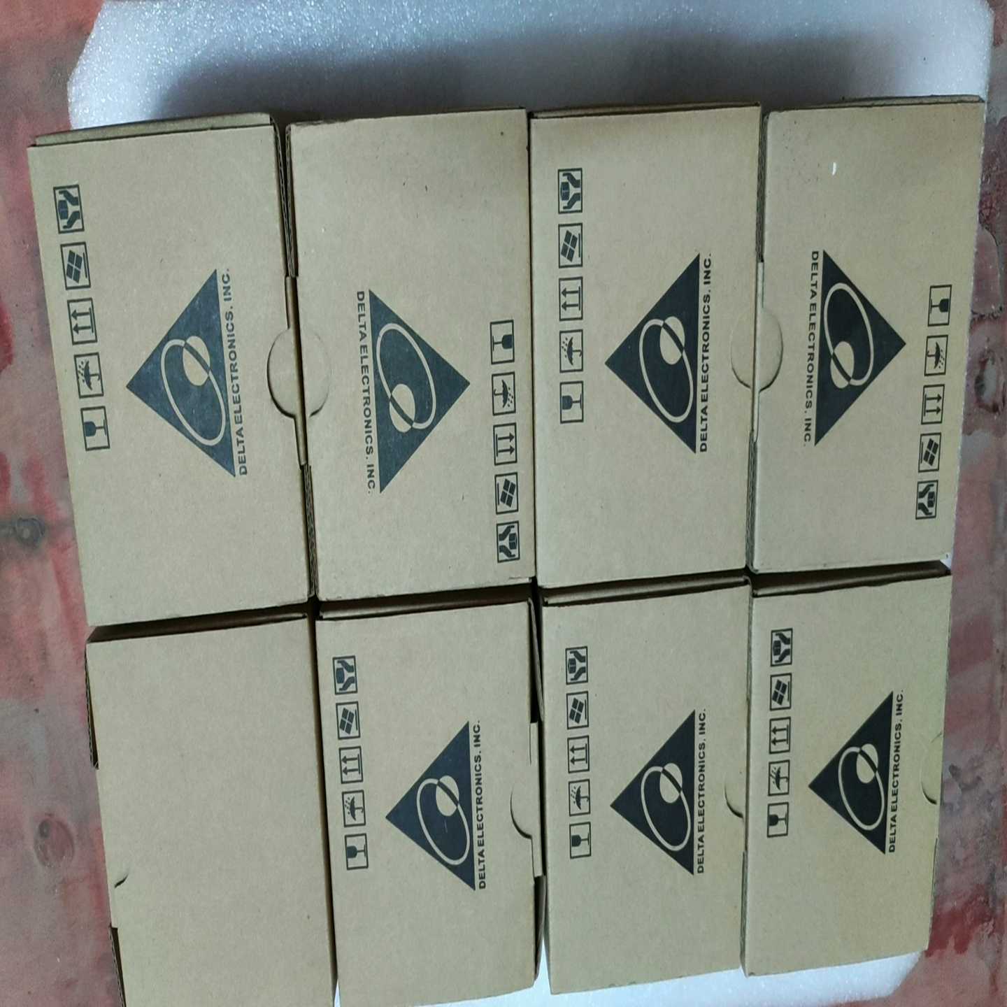 【议价】台达DVP28SS211R，质保一年适用