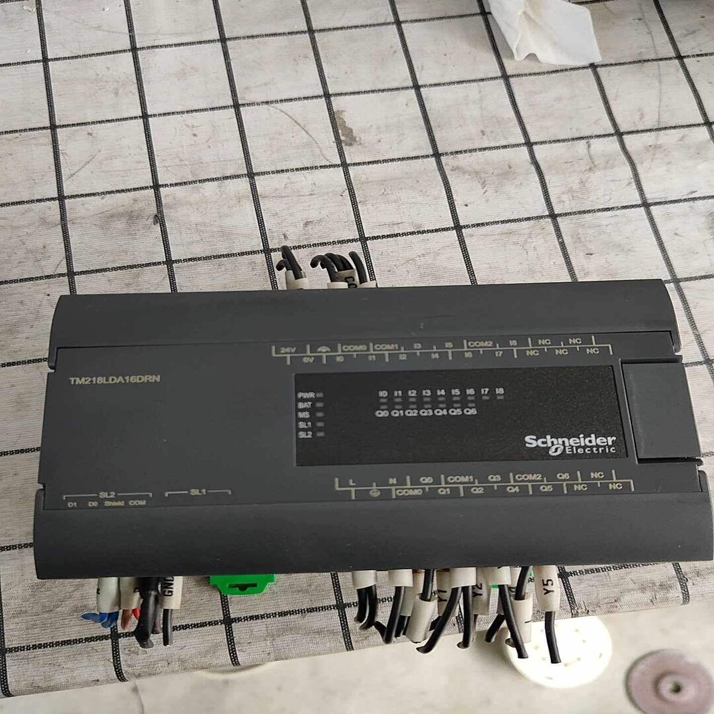 议价施耐德PLCTM218LDA16DRN成色如图功能