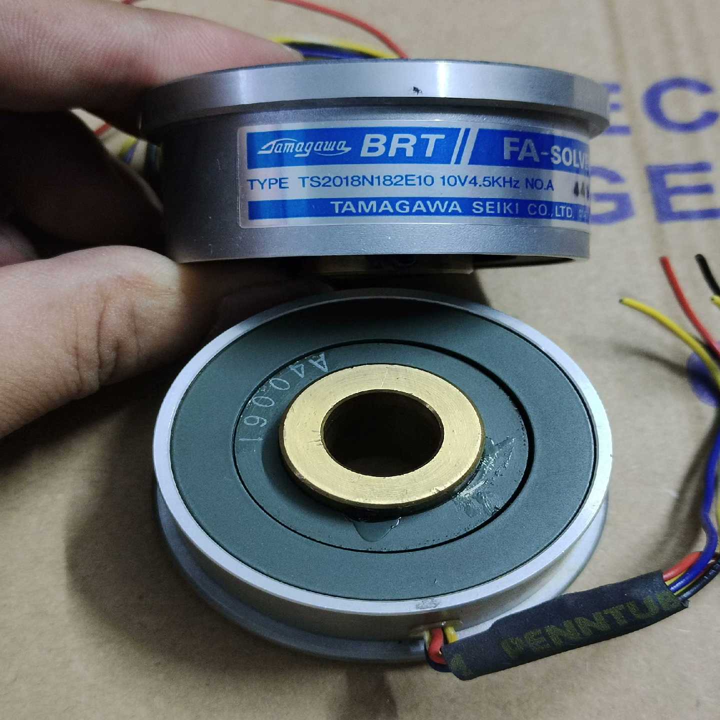 【请询价】多摩川编码器TS2018N182E10功能正常成色可以