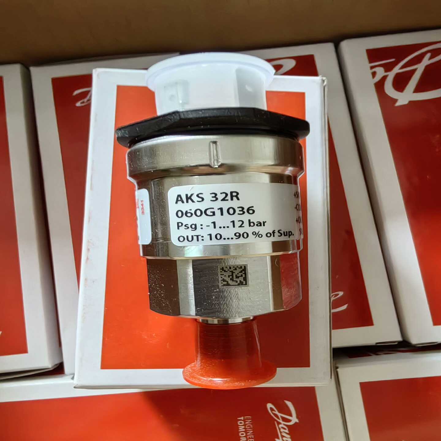 丹佛斯压力传感器AKS32R060G1036-112b询价
