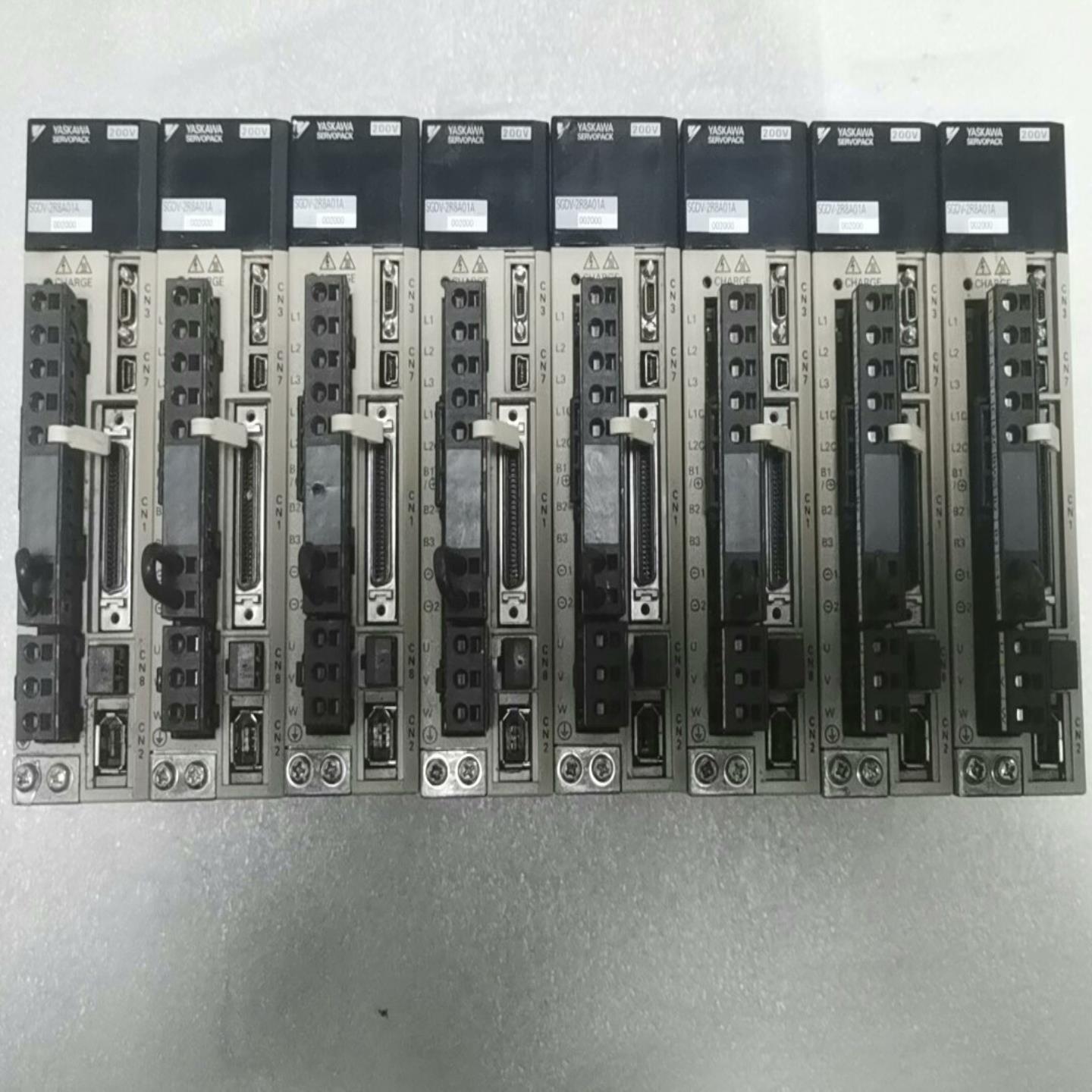 安川SGDV-2R8A01A驱动器，拆机二手，功能包好包邮，--议价商品