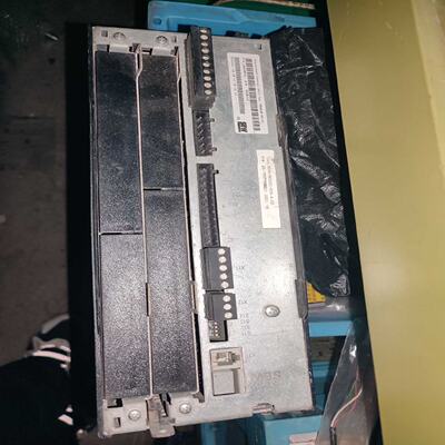 迅SEWMDX61B0220503400驱动器控制易易工控