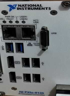 NIPXIE-8135嵌入式控制器，功能完好，几乎全新，接