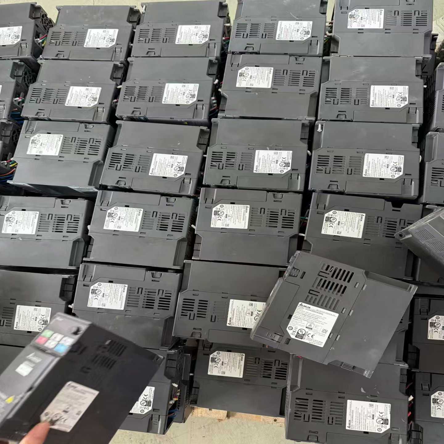 台达变频器VFD9A0MS43ANSAA，二手拆机，成色漂亮