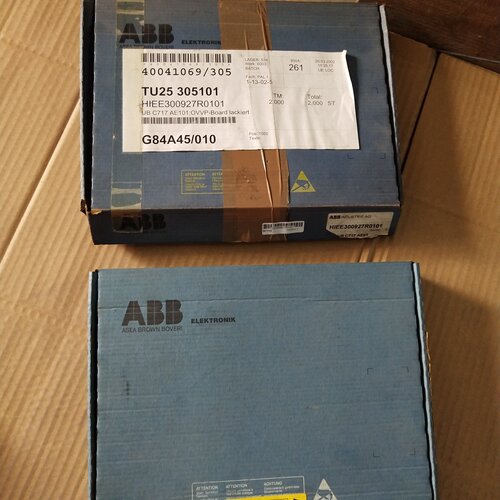 寻UH C717 AE01 HIEE300927R0101