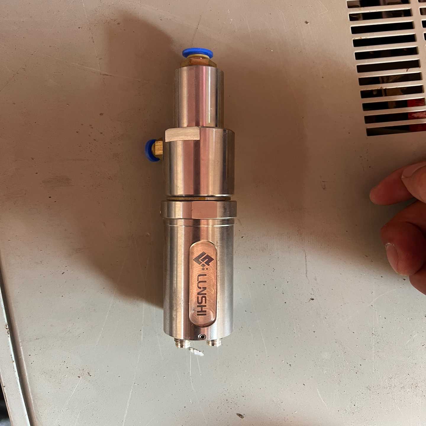 WT510露点变送器，输出RS485，全新正品，实物图拍摄。--议价商品