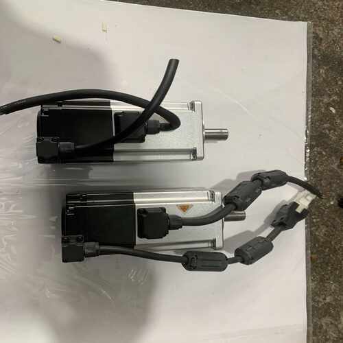 咨询-禾川电机、SV－X2MH040A－B2LN、二台成色如图功能