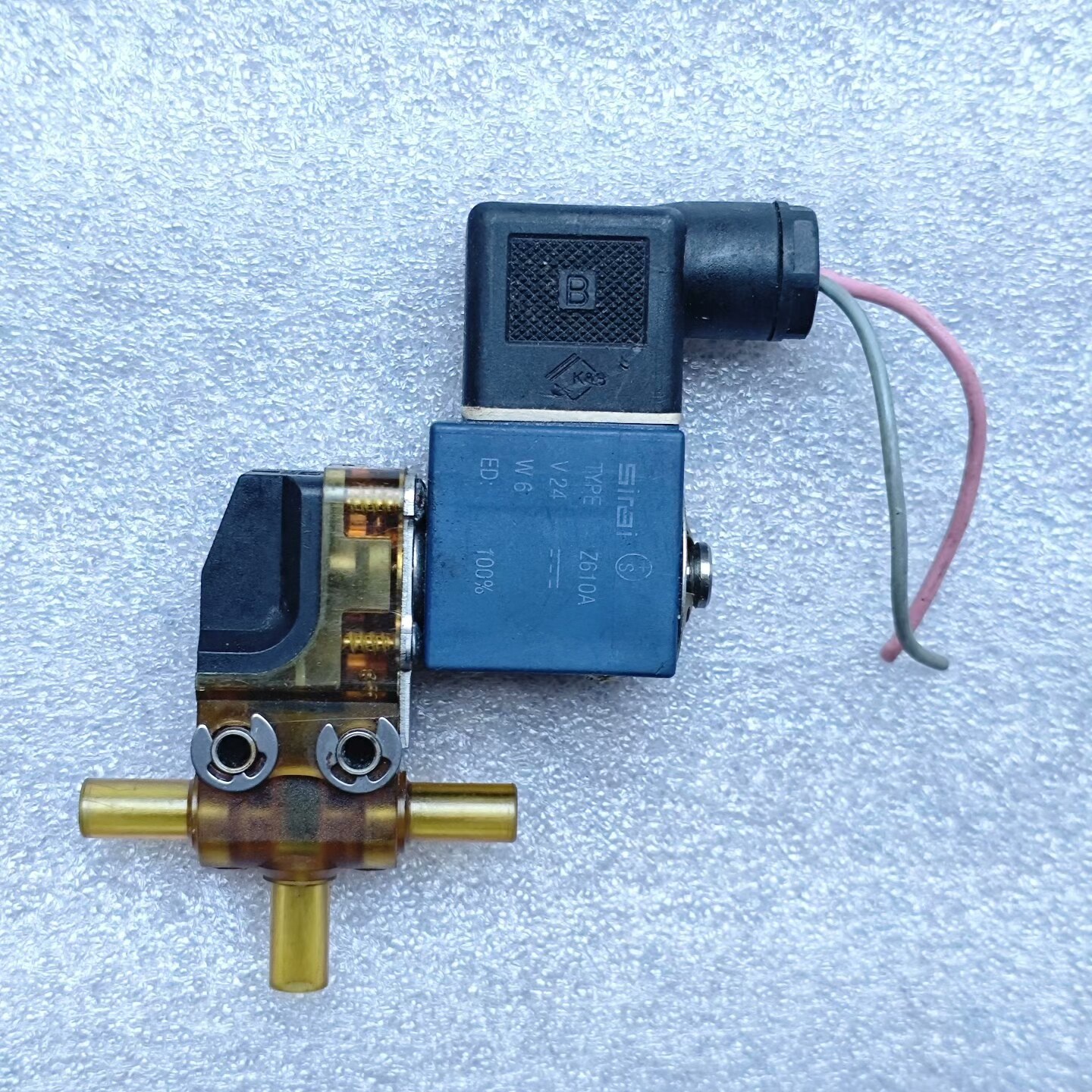 机进口sirai直流三通电磁阀Z610A24V6W询价