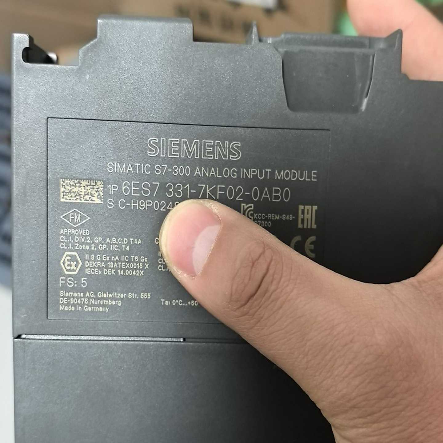 6ES7331-7KF02-0AB095新裸机，功能包好！--议价商品