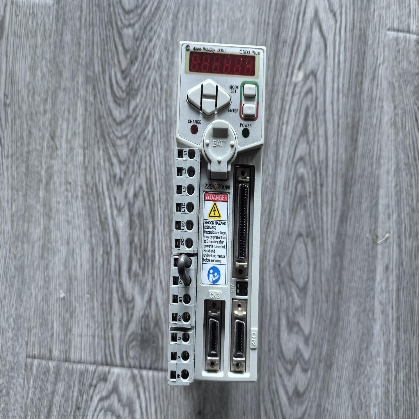 AB驱动器2003-CSD3-02BX2功能正常外观漂亮询价