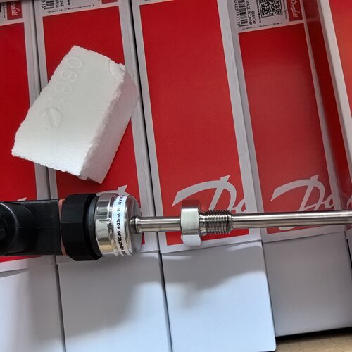 询-丹佛斯温度传感器MBT3560084Z4036L100