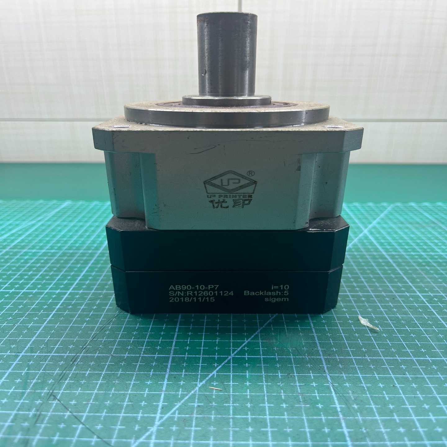 优印减速机：AB90-10-P7（电子设备）