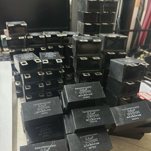 询-EM1220R5D0LN1HU0.5UF1200V图8