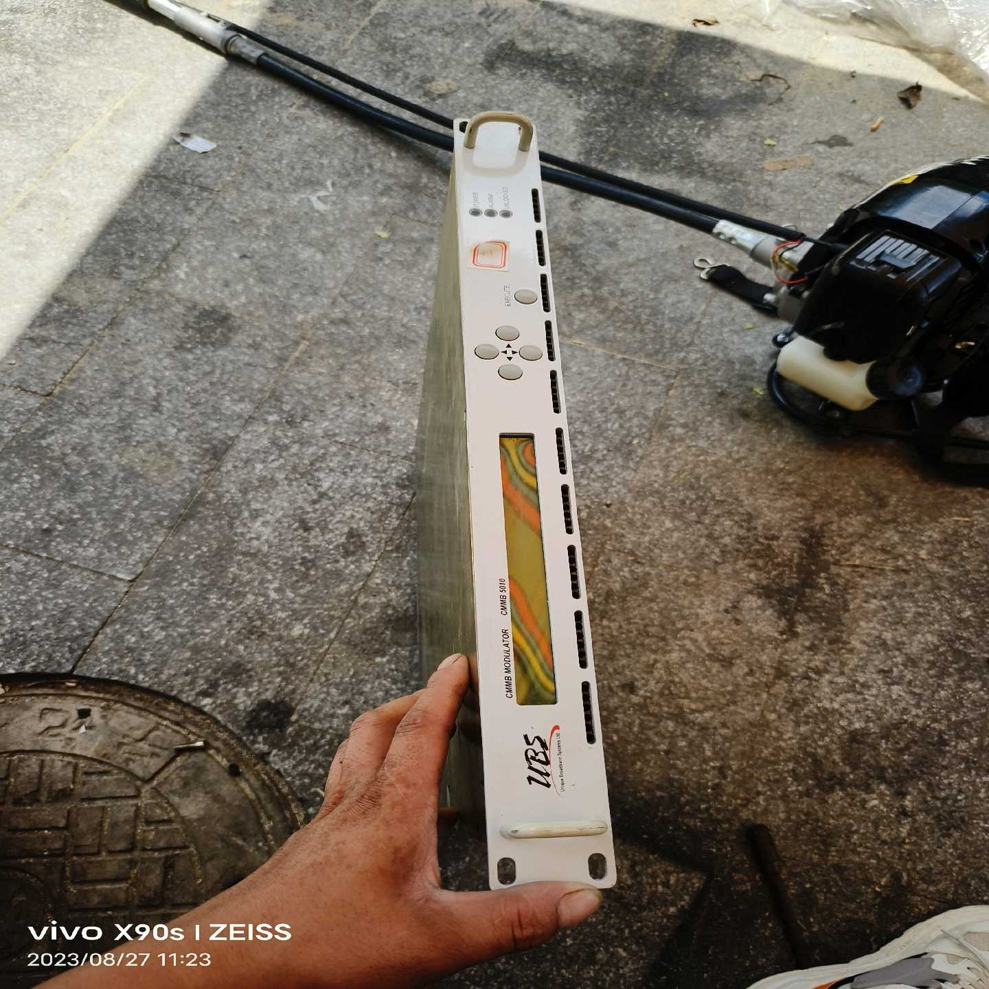 议价5010调制器，功能完好成色八成新左右，用得上适用