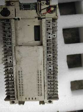 【议价】PLCFX2N-64MR-001成色如图外壳破损适用