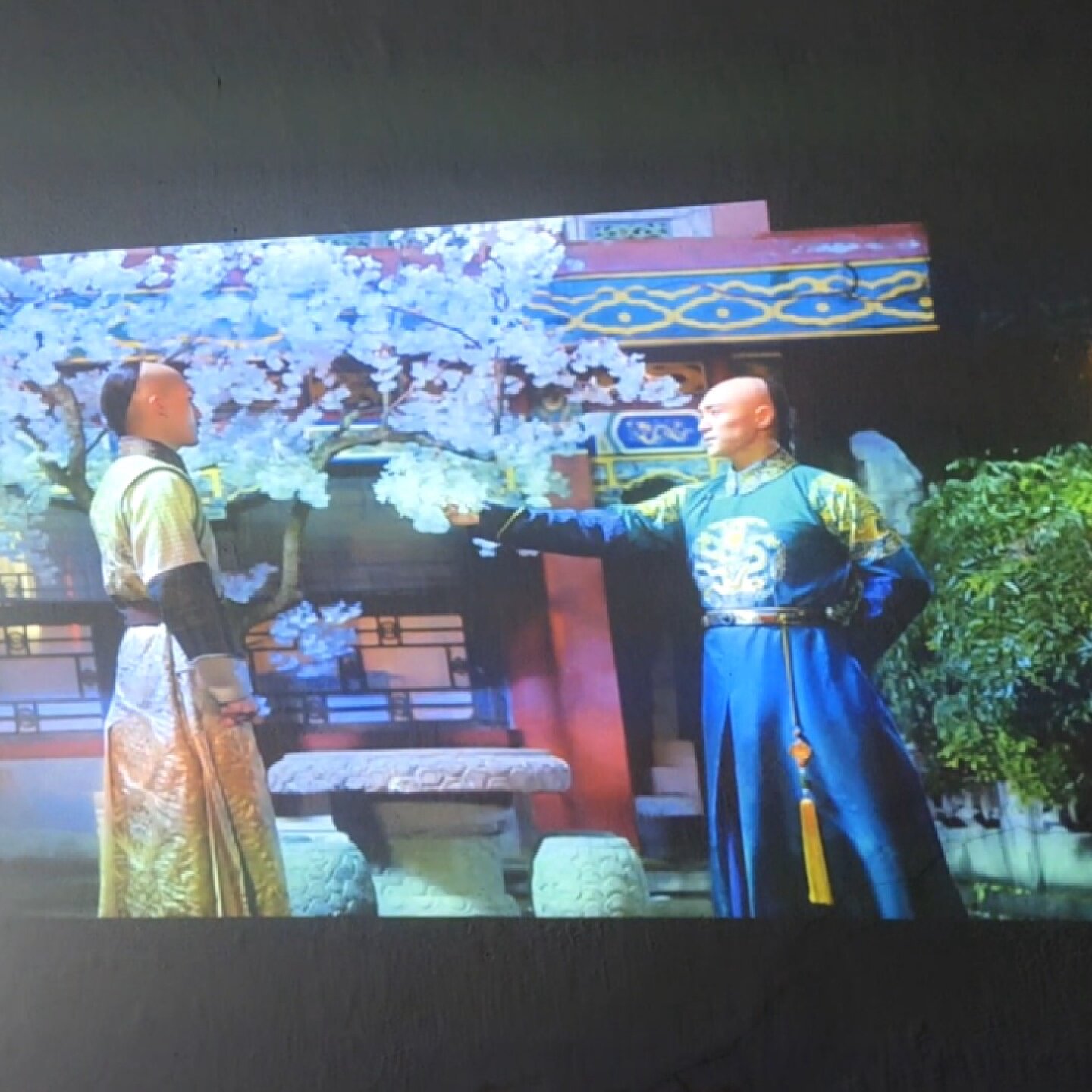 丽讯DW832WXGA高清投影备用机带HDMI接口标准-议价