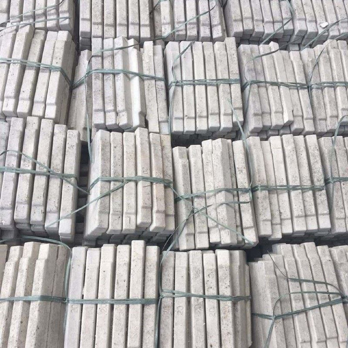 水泥垫块钢筋保护层水泥内撑条支撑条马蹬马凳梅花圆形混凝土垫块,基础建材,基础材料,淘宝优惠券,粉丝福利购,淘宝优惠卷