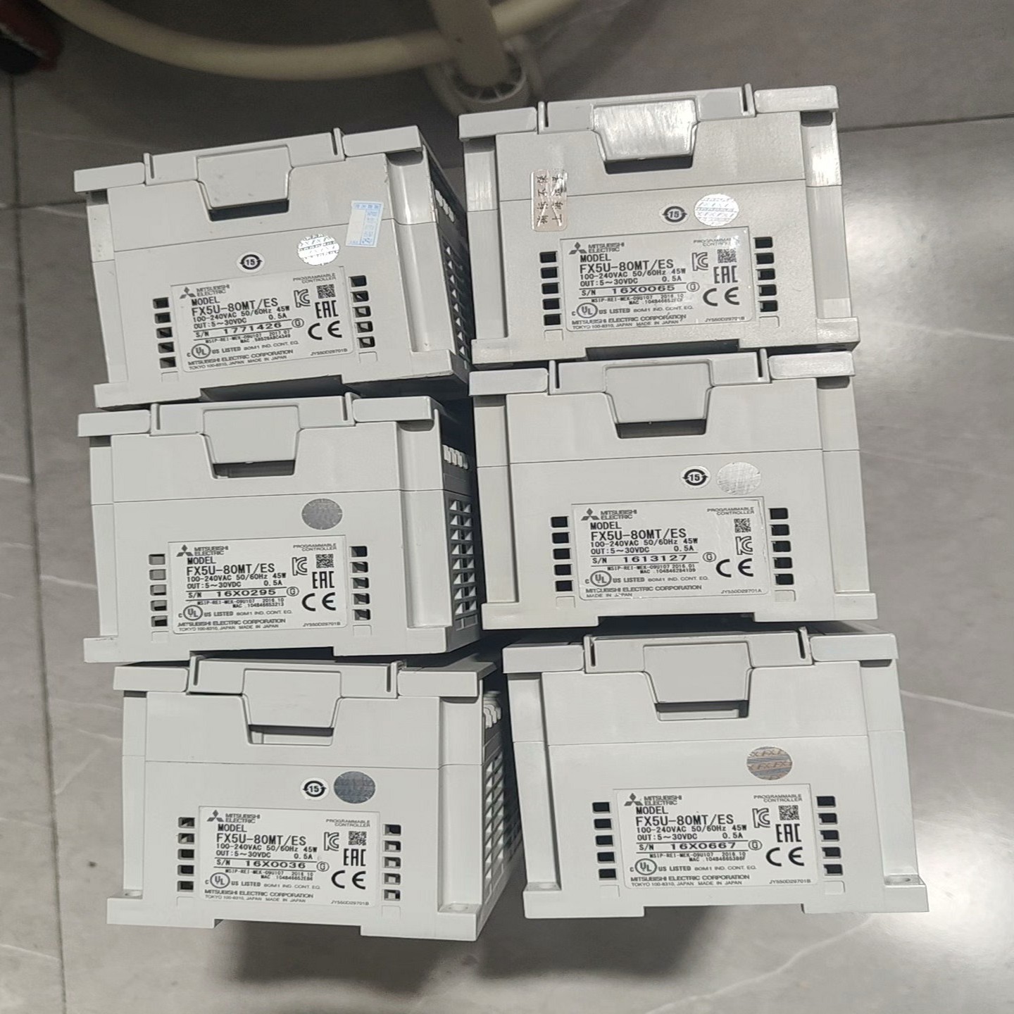 FX5U-80MTES实物拍摄17年前产品免费升级到；议价