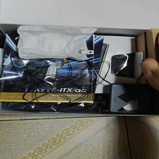 （议价）华擎x99eitx/ac主板，盒子都在，打扫卫生整理出